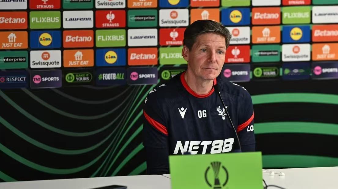 而水晶宫这个队后面的赛程也挺有意思，不光自己有可能拿欧协联冠军，并且最后两轮踢曼