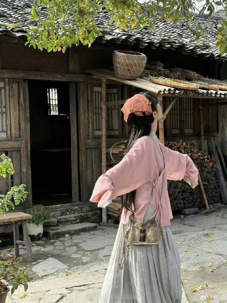 杨紫家业三次开机杨紫家业第三次开机仪式，这部剧好受重视[开学季] ​​​