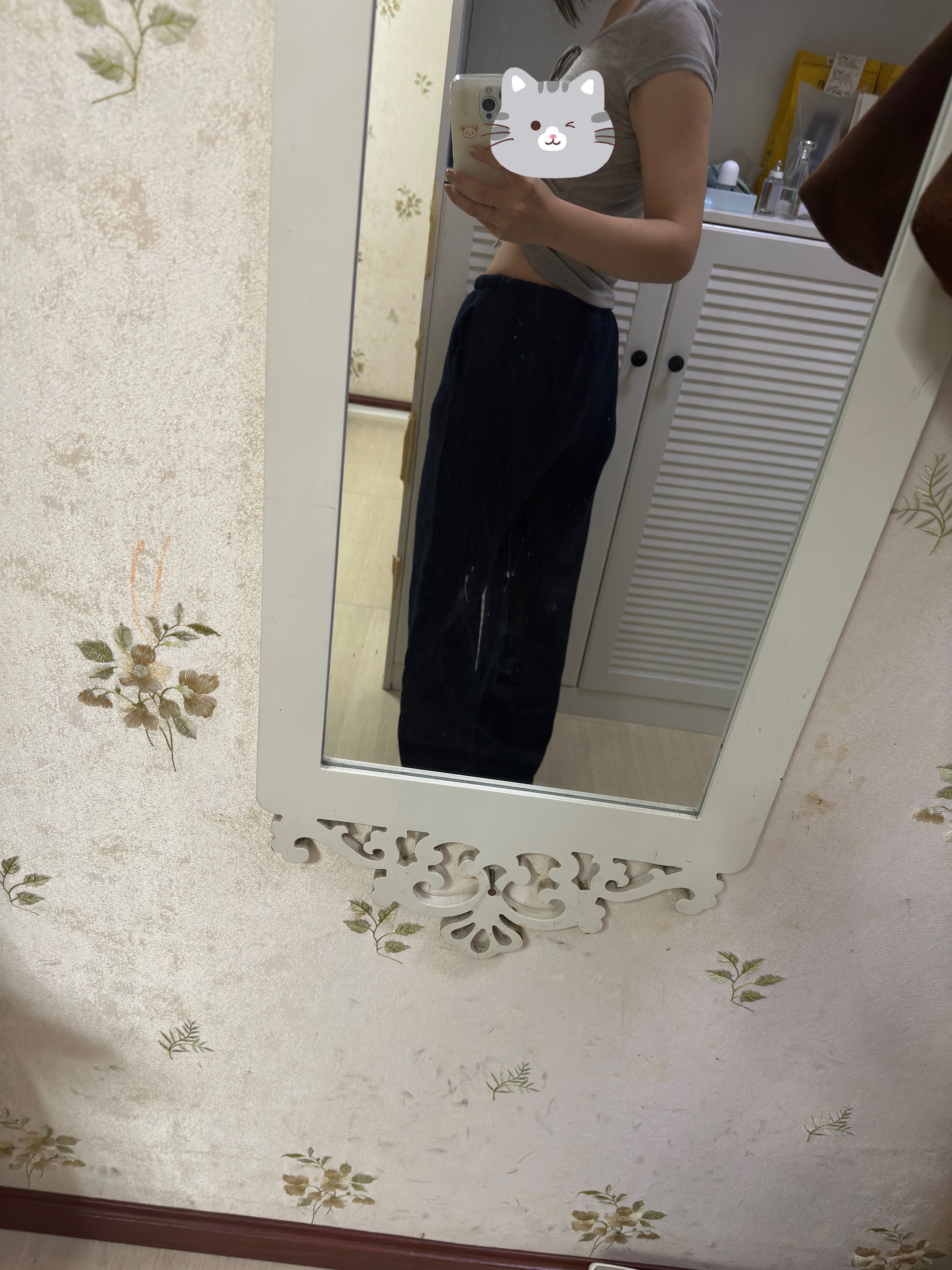 这个不能拖 赶紧去买 巨好穿 质量巨好 特别显瘦[泪][泪][泪]就是穿平底鞋有
