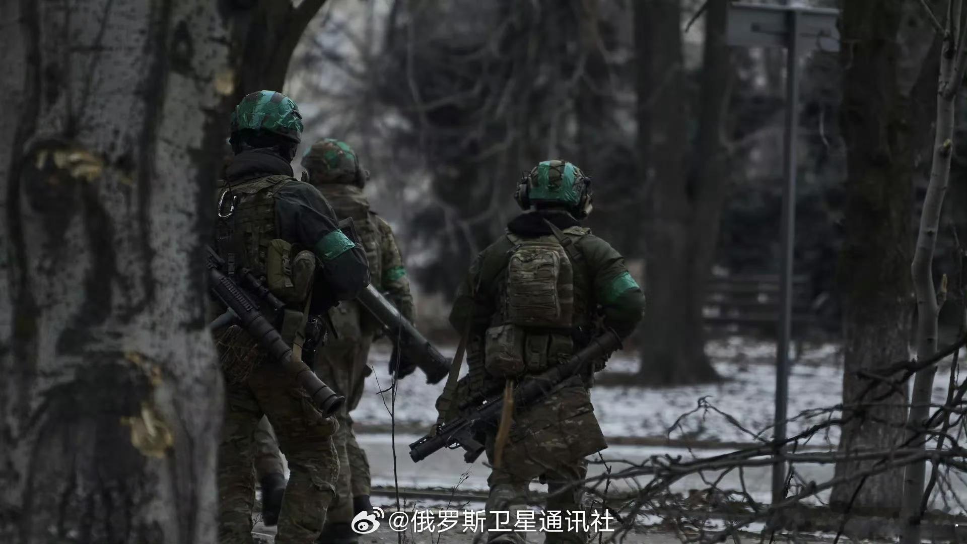 【对结束乌克兰危机有“巨大影响”：专家评估美国新国家安全战略】国家安全研究教授马