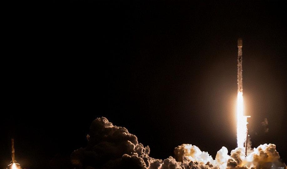 卫星遭哄抢，美国想一家独大？中国院士发警告，20万颗卫星大集结随着标准化平台加上