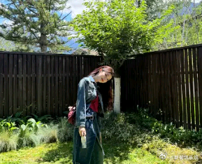 王楚然怎么和谭松韵撞衫了 ​​​