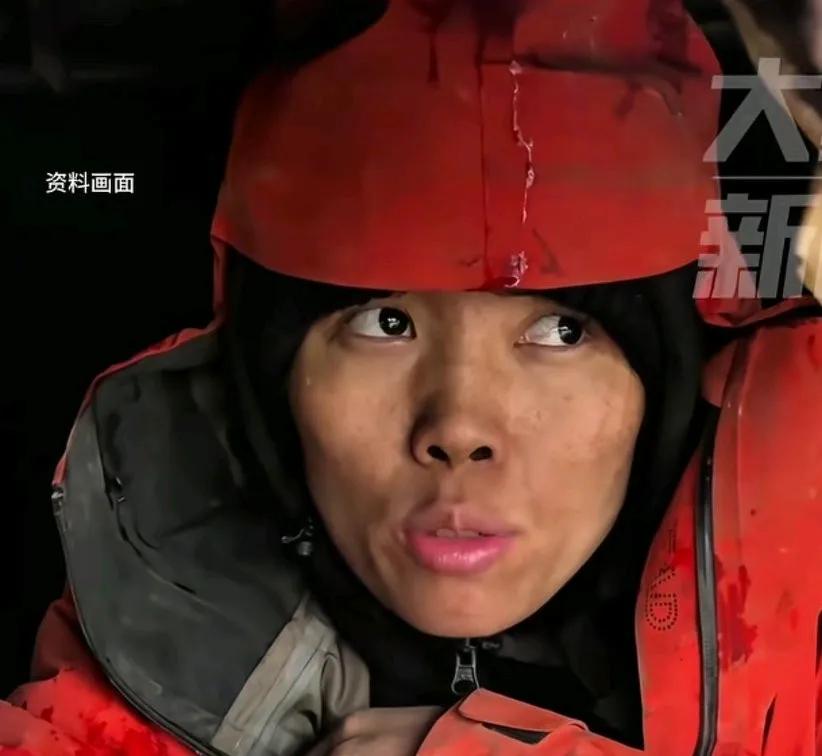 冷美人让人心疼。
女人参赛有优点，也有劣势。
女人消耗少，吃的少，这是优势。
女