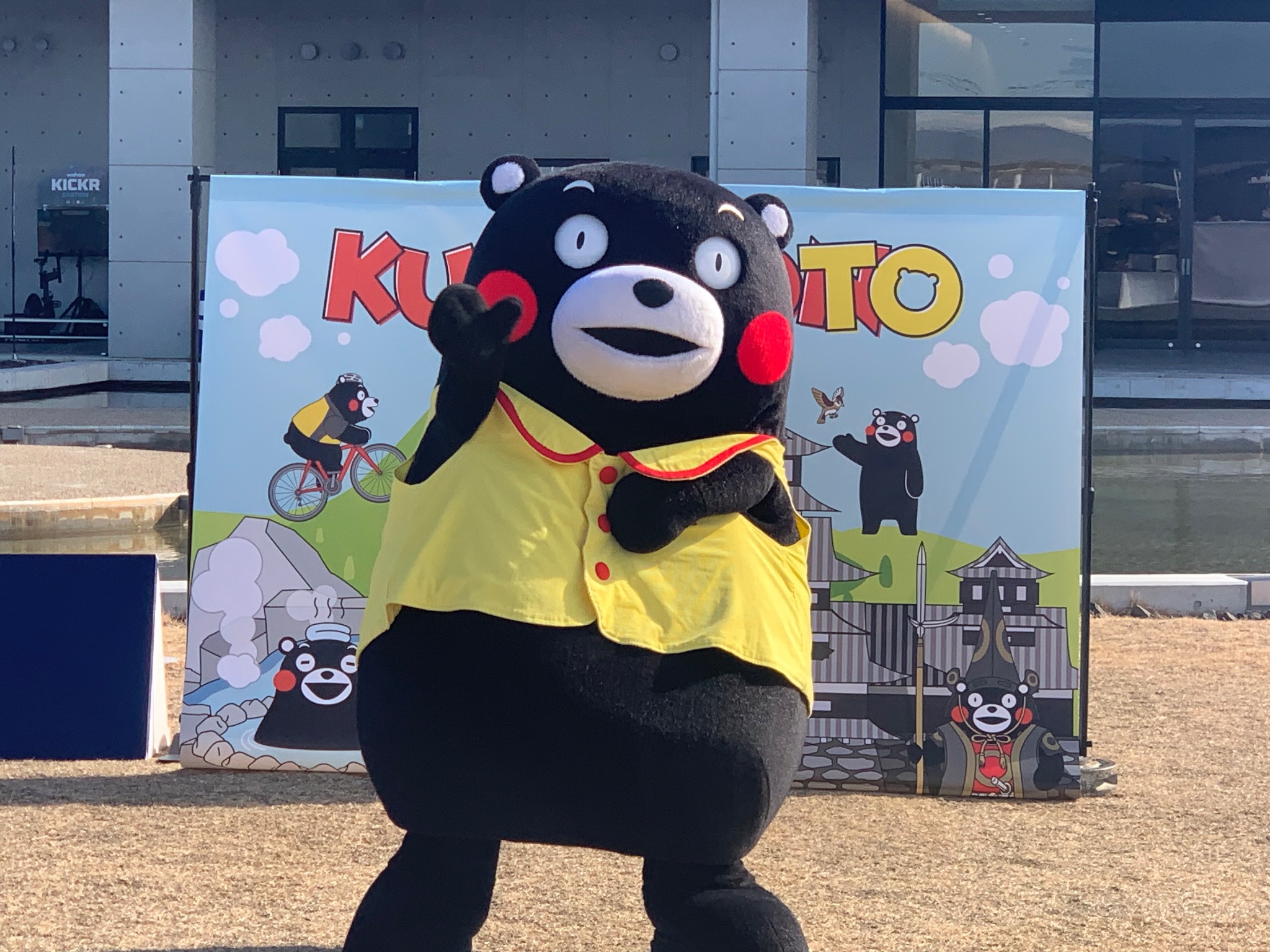 小黄马甲，可可爱爱～ ​​​