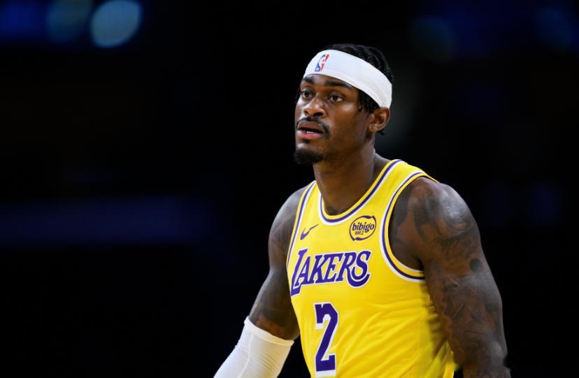 昨日NBA杯1/4决赛，湖人119-132主场不敌马刺，帕金斯在《NBA TOD