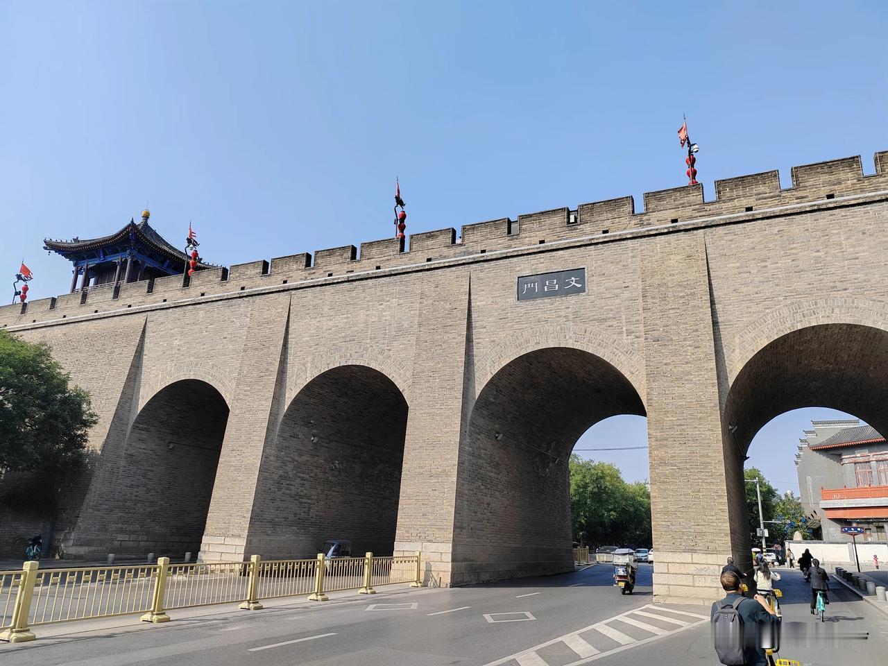 #分享一张你最近拍的西安一角的照片#