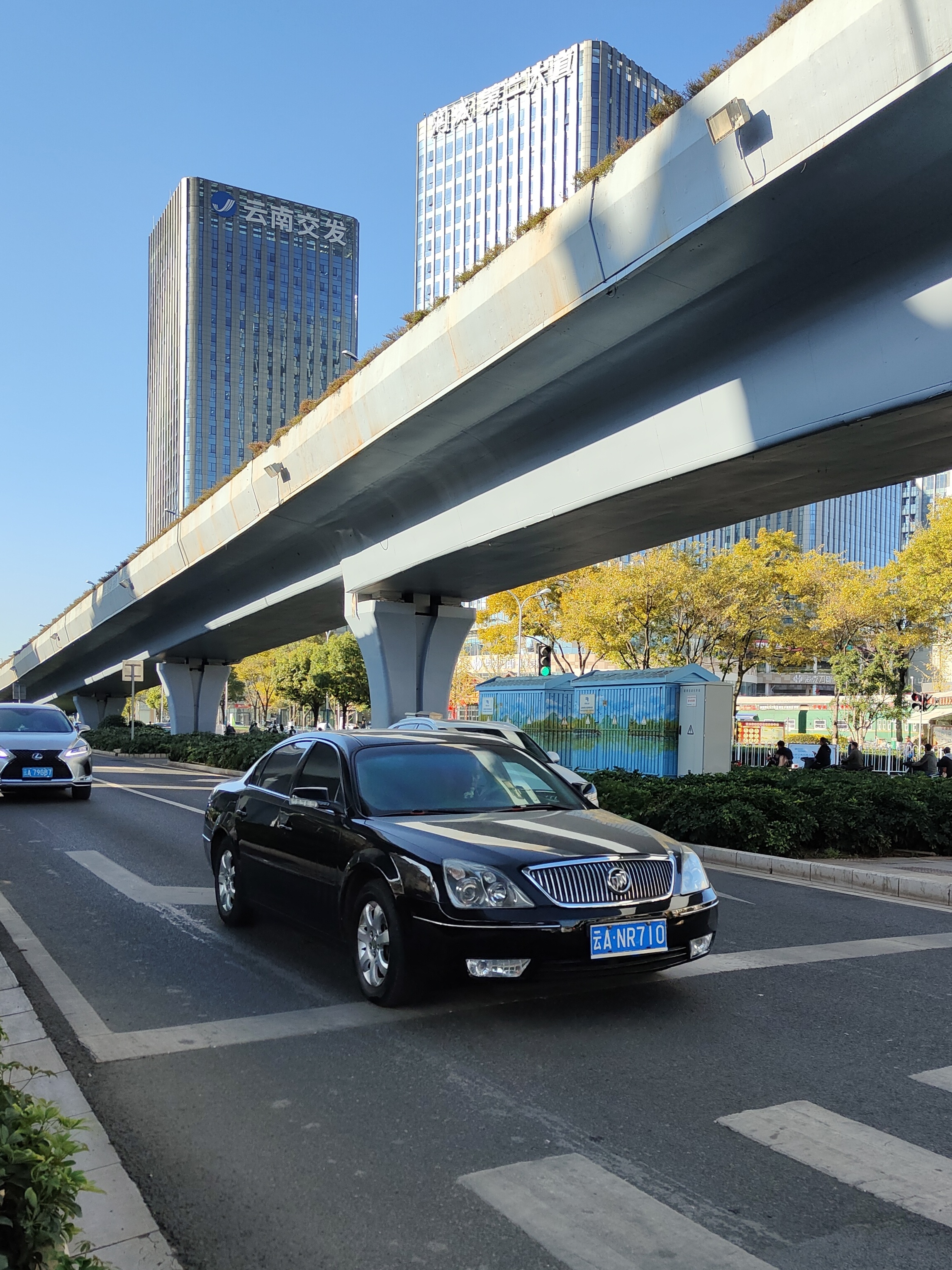高级通用泛亚小轿车[赞][doge] ​​​