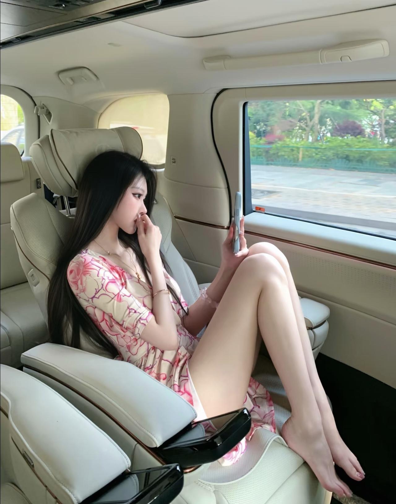 春色满园关不住