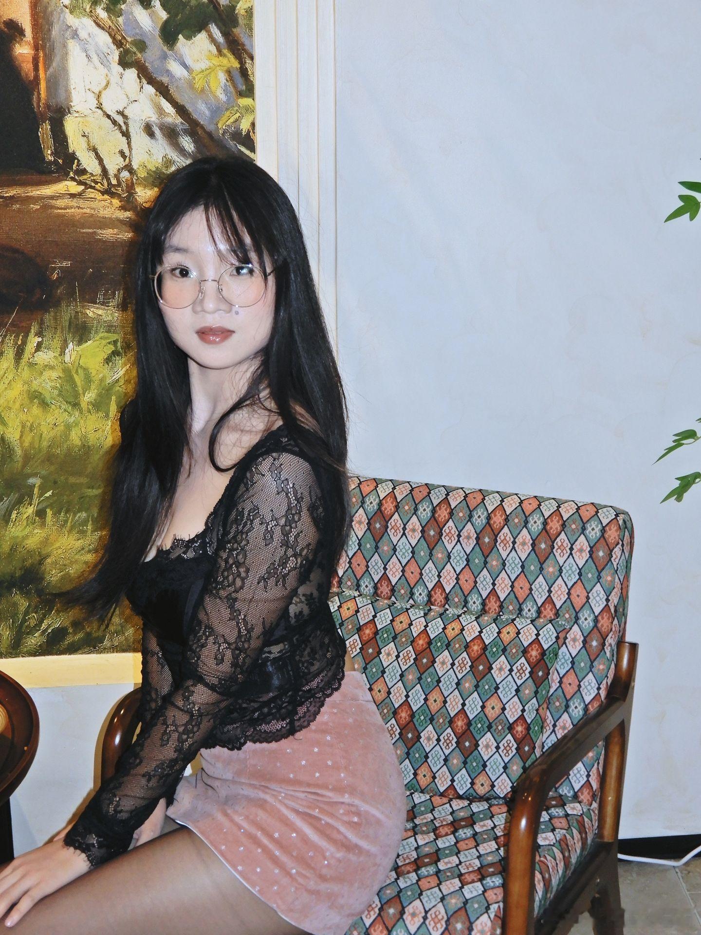 轻熟女神范儿[超话] 到位美女 ​​​