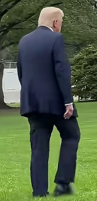 保持联系，是大智慧，双方需要，全球需要，谁都明白，这当然是好事。一般的商人在商言