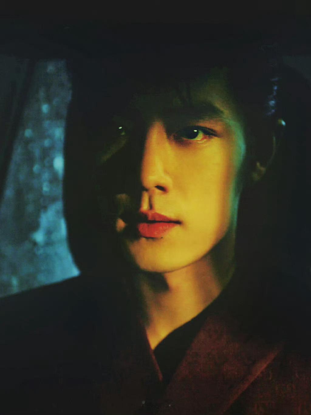 #陪肖战走花路# 晚安安🌙[抱一抱]❤️Oliver/Leon Else《Lo