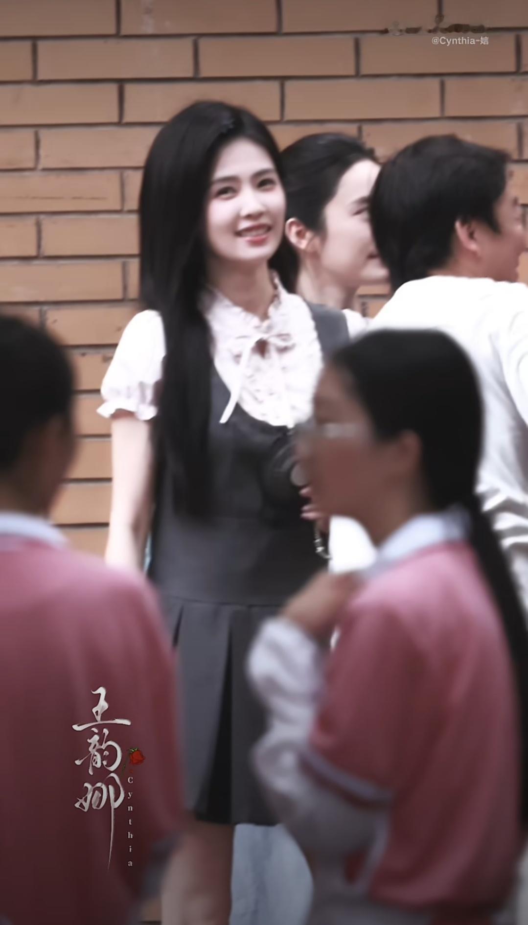 晕呐学姐我宣你白鹿王韵娜