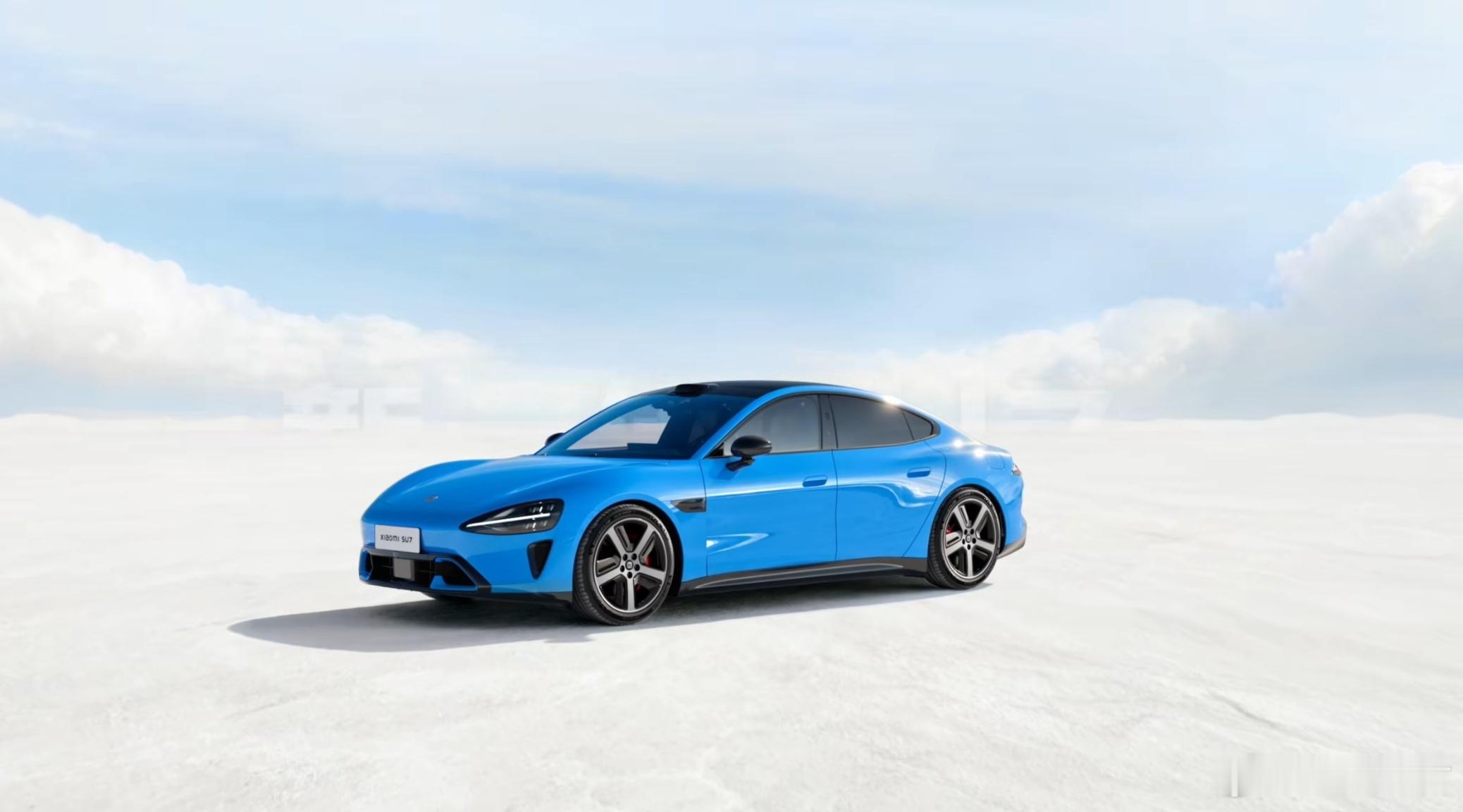 全新一代小米SU7亮相，续航、智驾里里外外都有大升级，“卡布里蓝”配色不错，蓝的