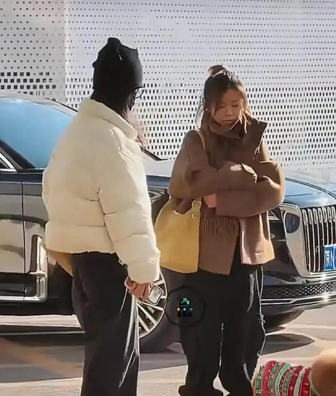 别只盯着杨紫的狗住恒温房车。真正该上热搜的，是横店刚刚捅破的这层窗户纸。
 
文