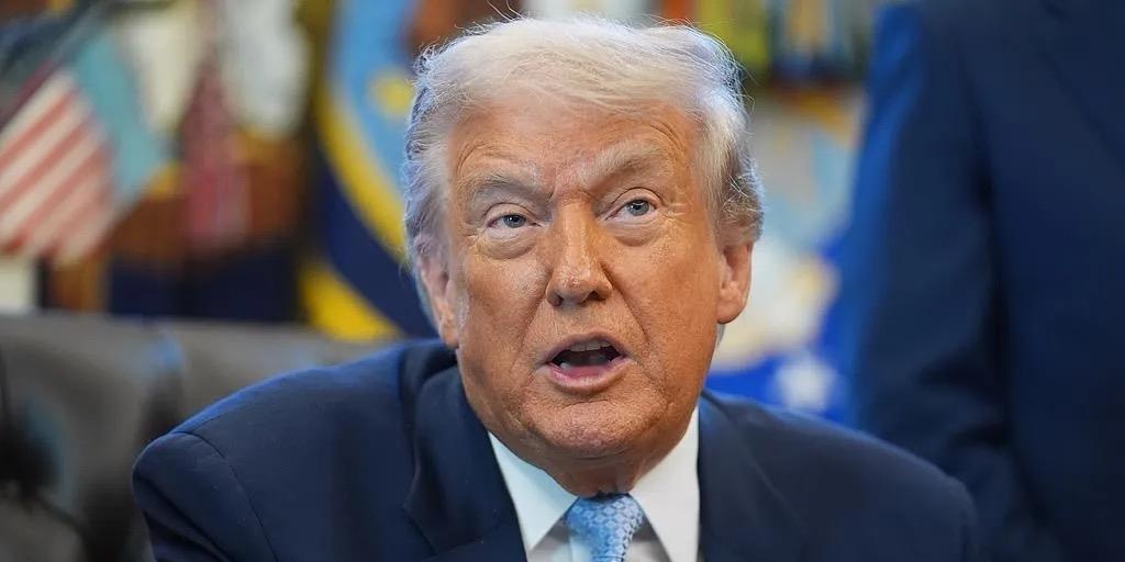 2025年11月29日，美国总统特朗普在社交媒体宣称委内瑞拉上空及周边空域“全面