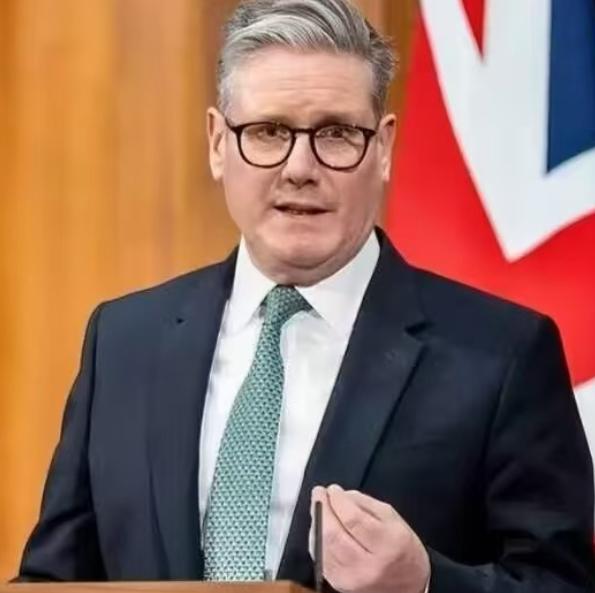 英国传来消息！

2026年3月30日，英国首相斯塔默宣布，他要在周一和壳牌、英