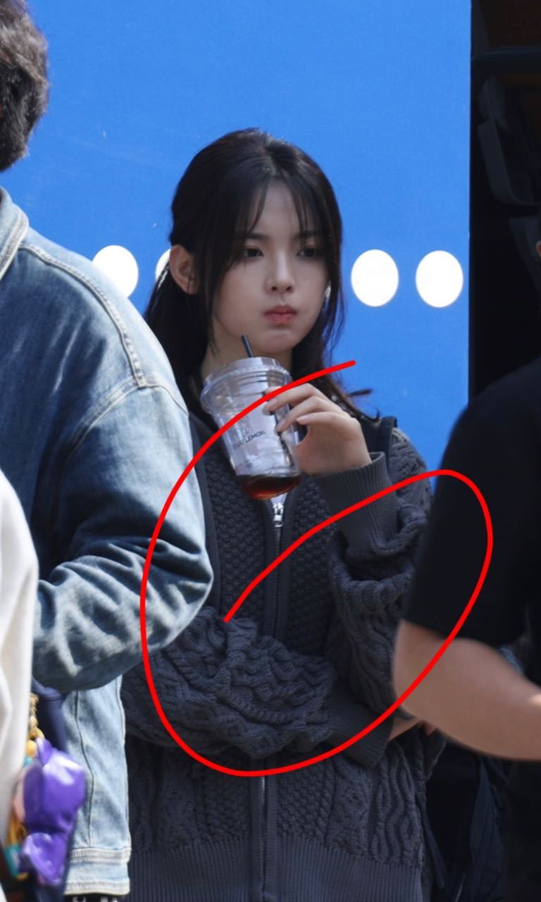 哦宝宝喝冰美式了，提前好好吃饭，对胃好。 杨超越今天是太阳雨 ·杨超越郑雨