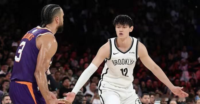 NBA中国赛打响，篮网队127-132不敌太阳队。赛后，篮网队主教练费尔南德斯接