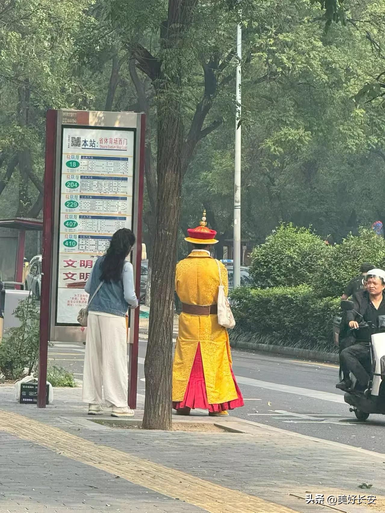 在西安，为什么网约车看起来都破破烂烂的？

早上跟几个朋友聊天，大家普遍反映，这