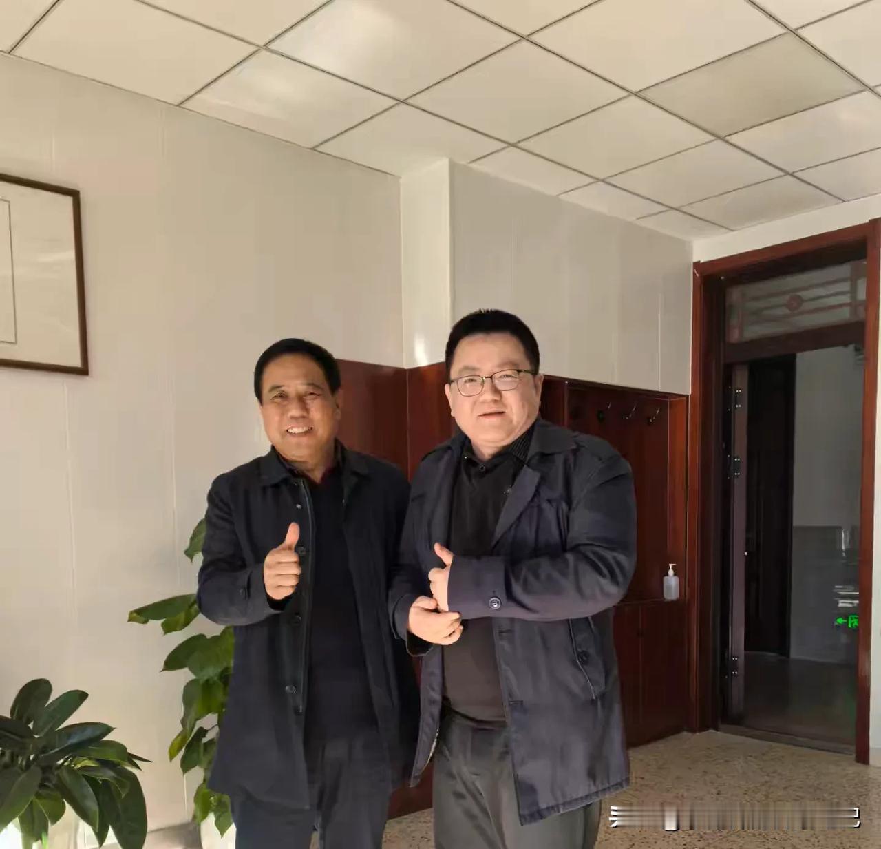 太原新希望双语今年已经10年了。

算是经历了民办学校的辉煌时期，出道即巅峰，到