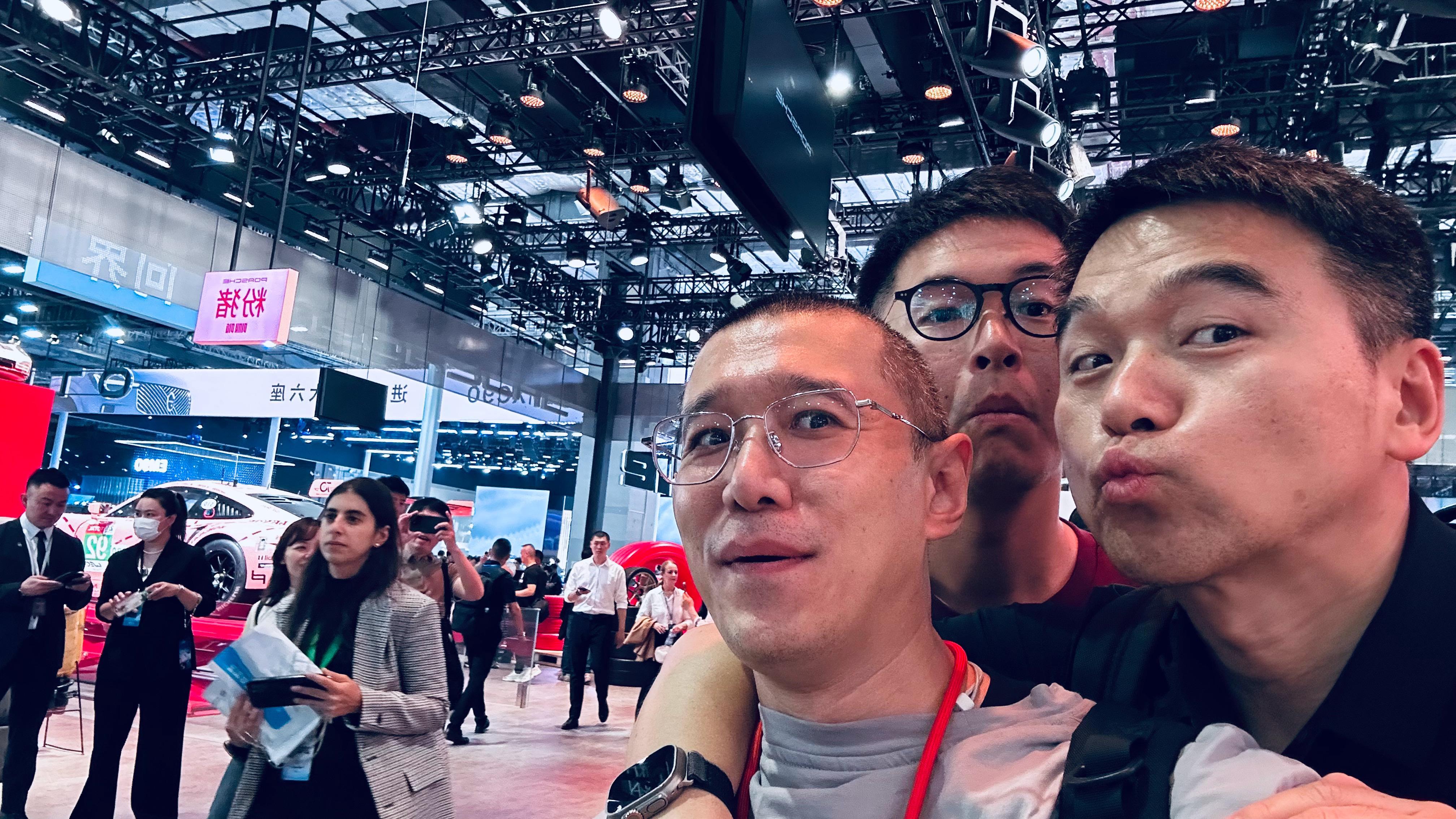开饭啦开饭啦 放饭啦 快来掐 [doge][doge][doge] ​​​
