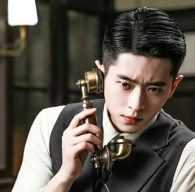 民国有钱人很重视下一代的教育
《银元时代生活史》的作者陈存仁这么写：这许多上海的