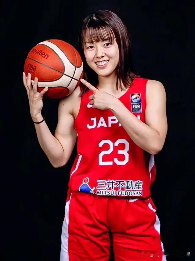 巴黎奥运会女篮资格赛D组，加拿大4分之差不敌日本，日本女篮率先突围晋级巴黎奥运。