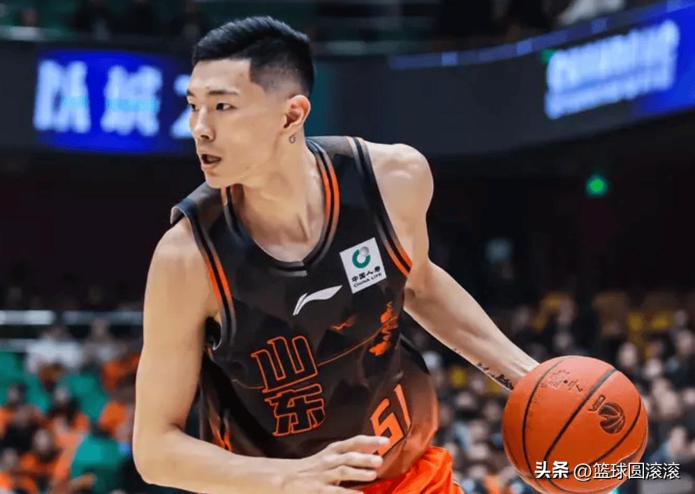 离谱！福建队为啥要放弃陈林坚？CBA最准的神射手，说放就放？
 
福建球迷彻底破