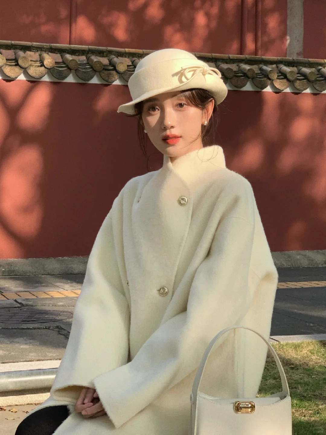 “红墙黄瓦 片片祈年”