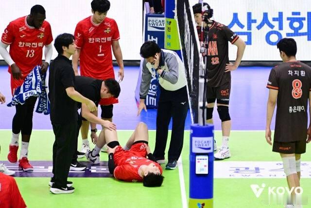 国际排坛动态韩国排球韩国电力 3-2（21-25/25-18/31-33/25-