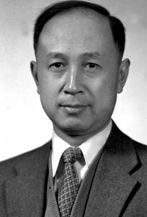 1960 年 3 月的一天，聂荣臻突然将周恩来从会议室叫出来，聂荣臻面如土色地说