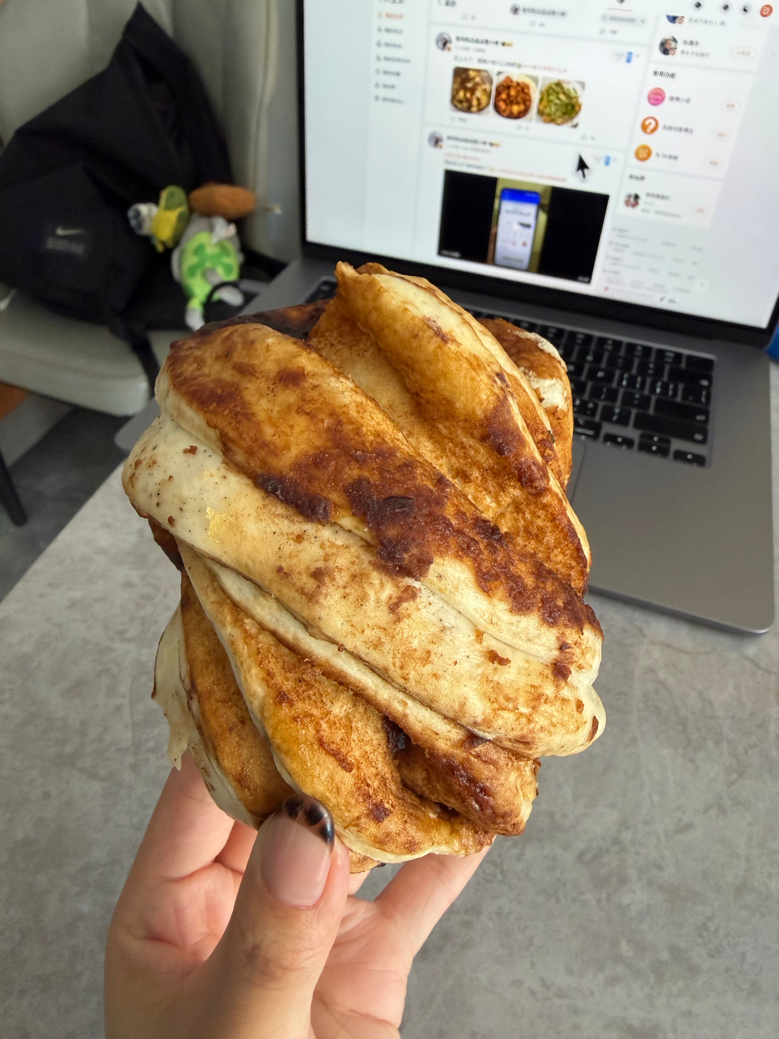 睡醒了，简单吃点下午茶[偷笑] ​​​