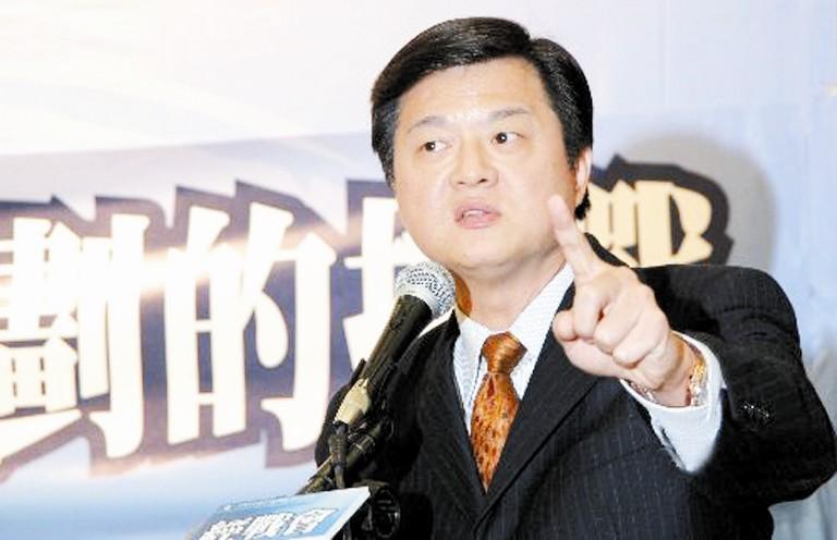 我有强烈预感，他会是台湾回归后省长的不二人选！周锡玮有水平有能力，有经验头脑还清