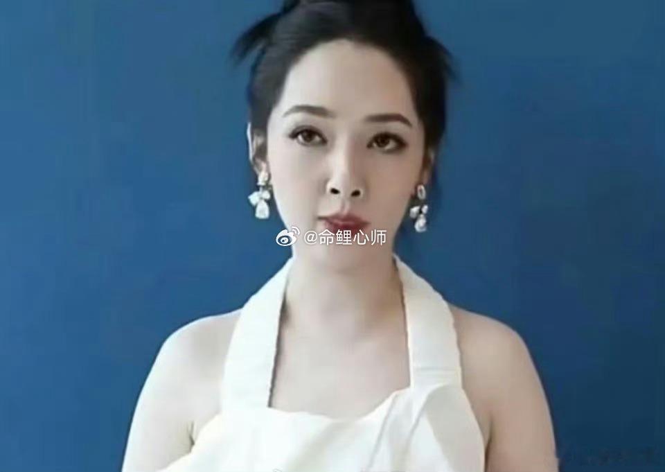 #郭碧婷越来越像向太了#郭碧婷就是典型所谓的“豪门相”整体看她是一个比较温和且财