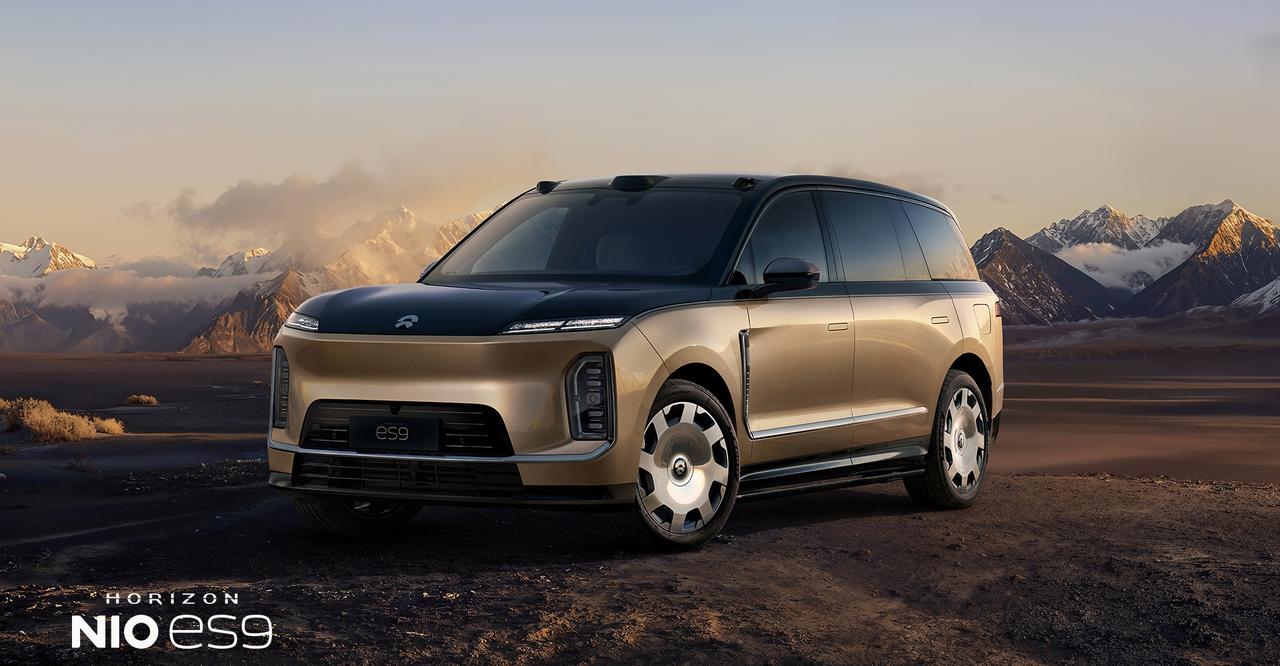 蔚来ES9正式发布并开启预售，电池租用购买价42万起
整车预售价52.8-65.