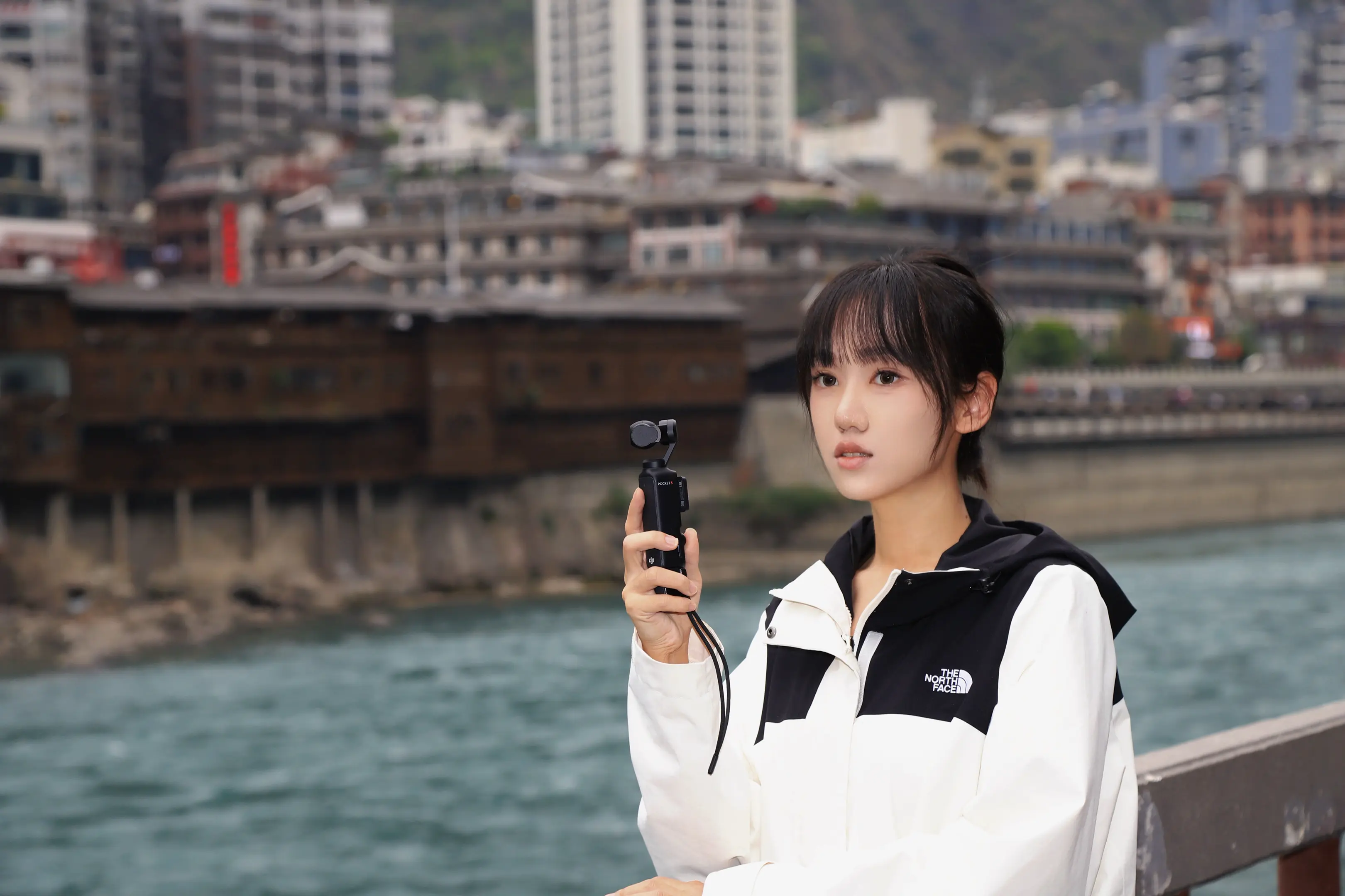 ☁️。