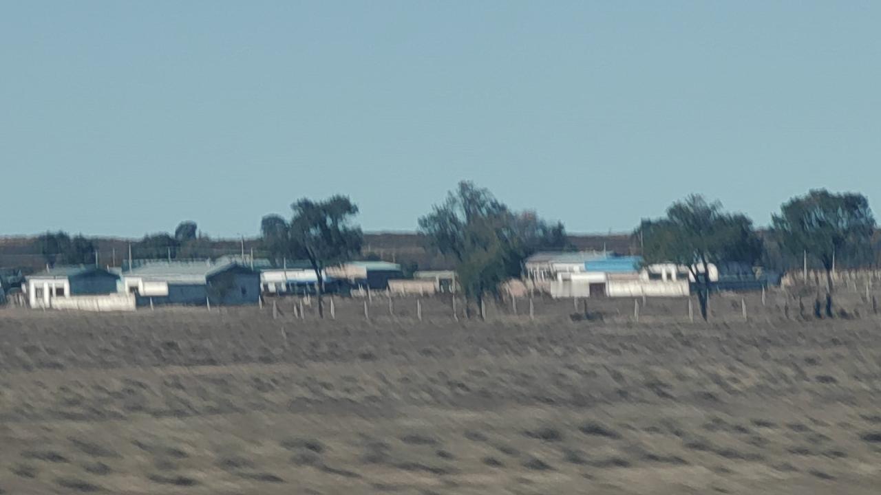 10月31日，驱车途经山西右玉，途经内蒙准格尔、鄂托克，再到银川乌海，秋季的内蒙