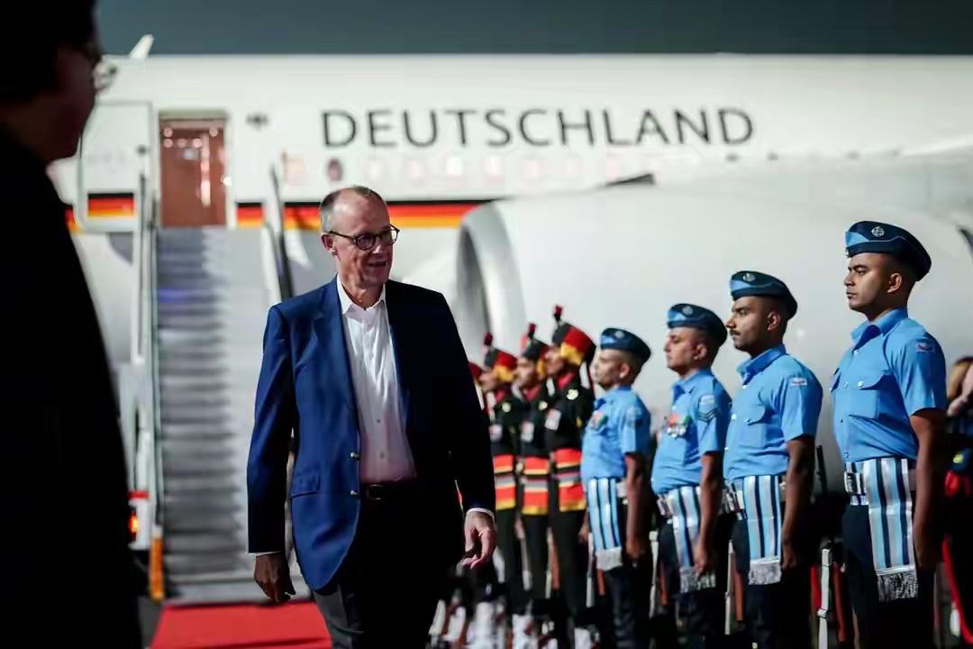 出大事了！
德印 80 亿搞大事：技术全转让，俄罗斯急疯了！

德国总理弗里德里