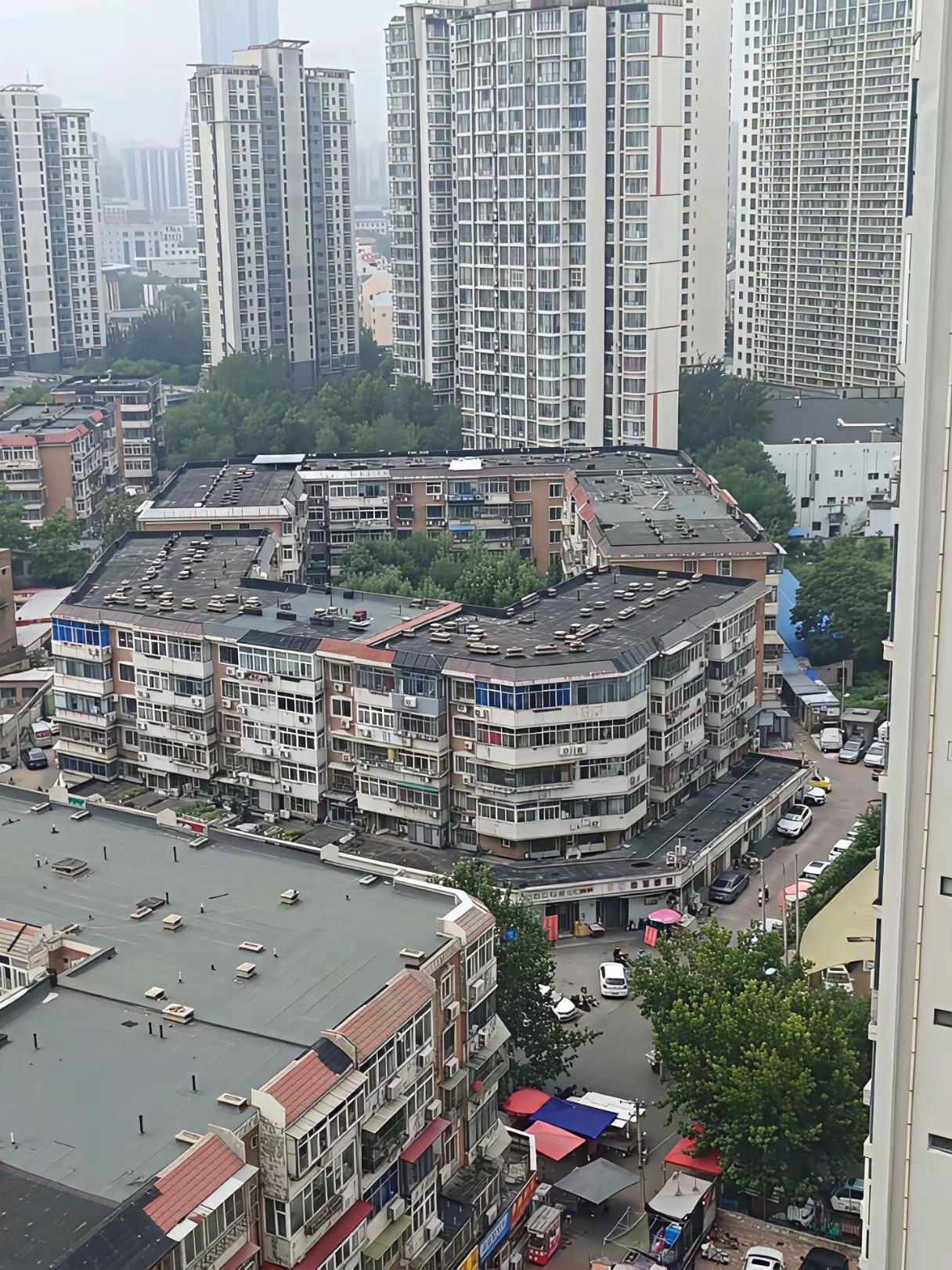 天津版五角大楼，据说美国华盛顿的那个五角大楼是照着天津抄的！
具体地址是天津市河