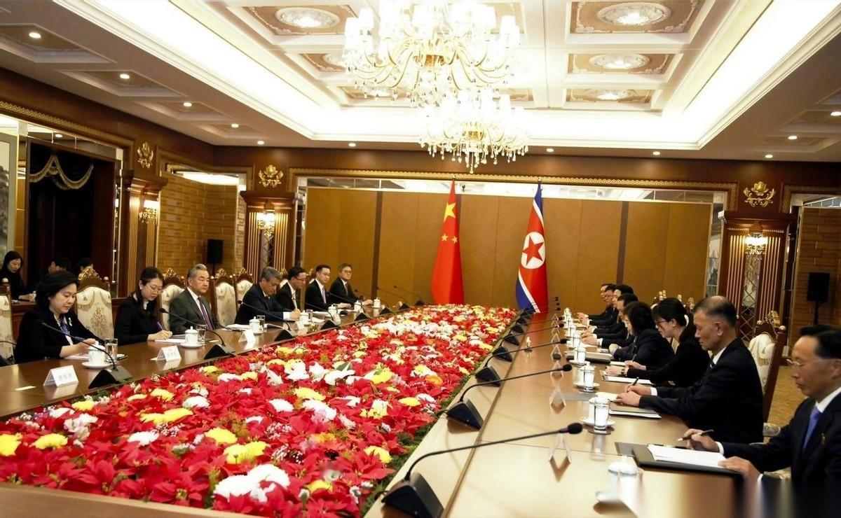 日前本陆上自卫队参谋长曾言：如果不考虑弹道导弹，一周能歼灭中国全部舰队！大家回过