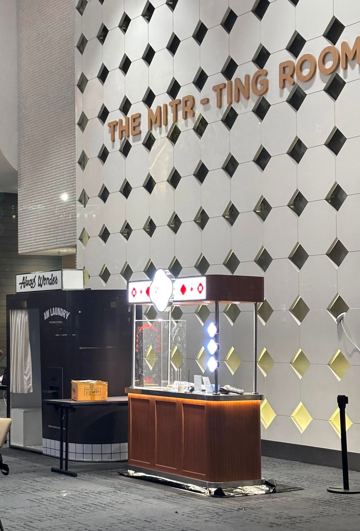 明天的alwayswonder快闪店现场邝玲玲runch绘梦婚礼 /always