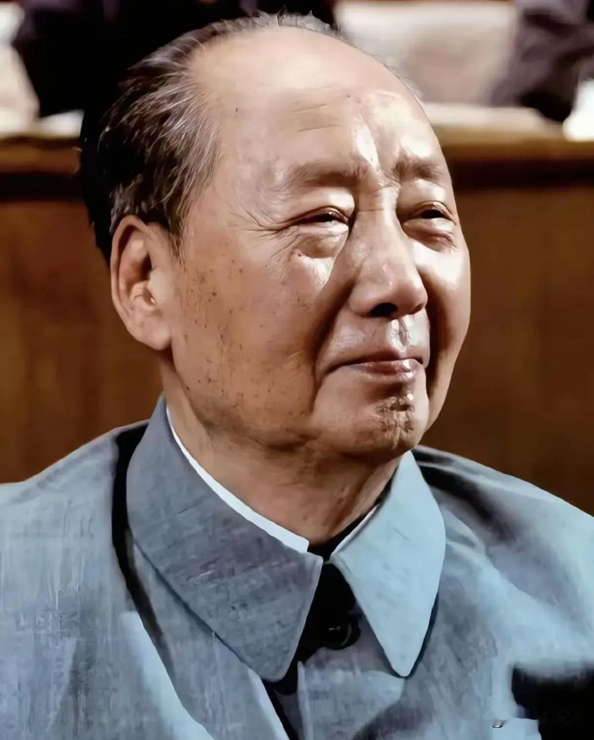 我为什么崇拜毛主席？
1.当我生活时，他告诉我“自己动手，丰衣足食。”
2.当我