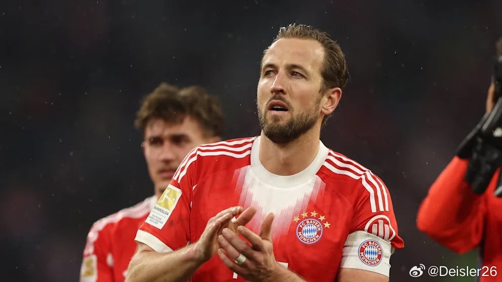 🚨拜仁慕尼黑已經開始與哈利·凱恩的家人就續約事宜進行初步討論。談判由CEO揚·