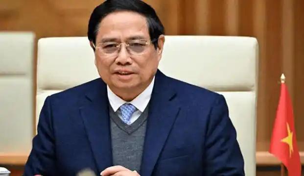[月亮]越南糊涂！放着中国高铁不用，花大价钱抱德国大腿，迟早要后悔。


越南攒