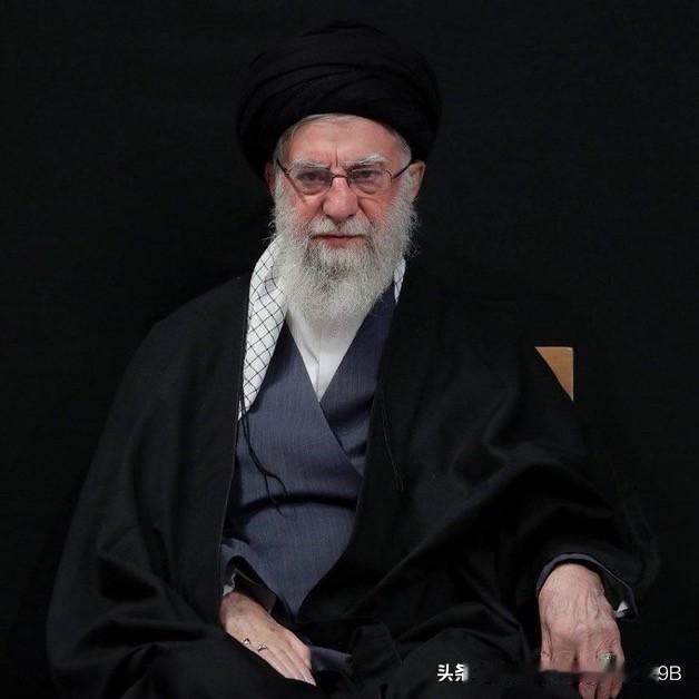 美国著名作家约翰·米尔斯海默：
伊朗对美国不构成直接威胁，因为它缺乏打击美国或威