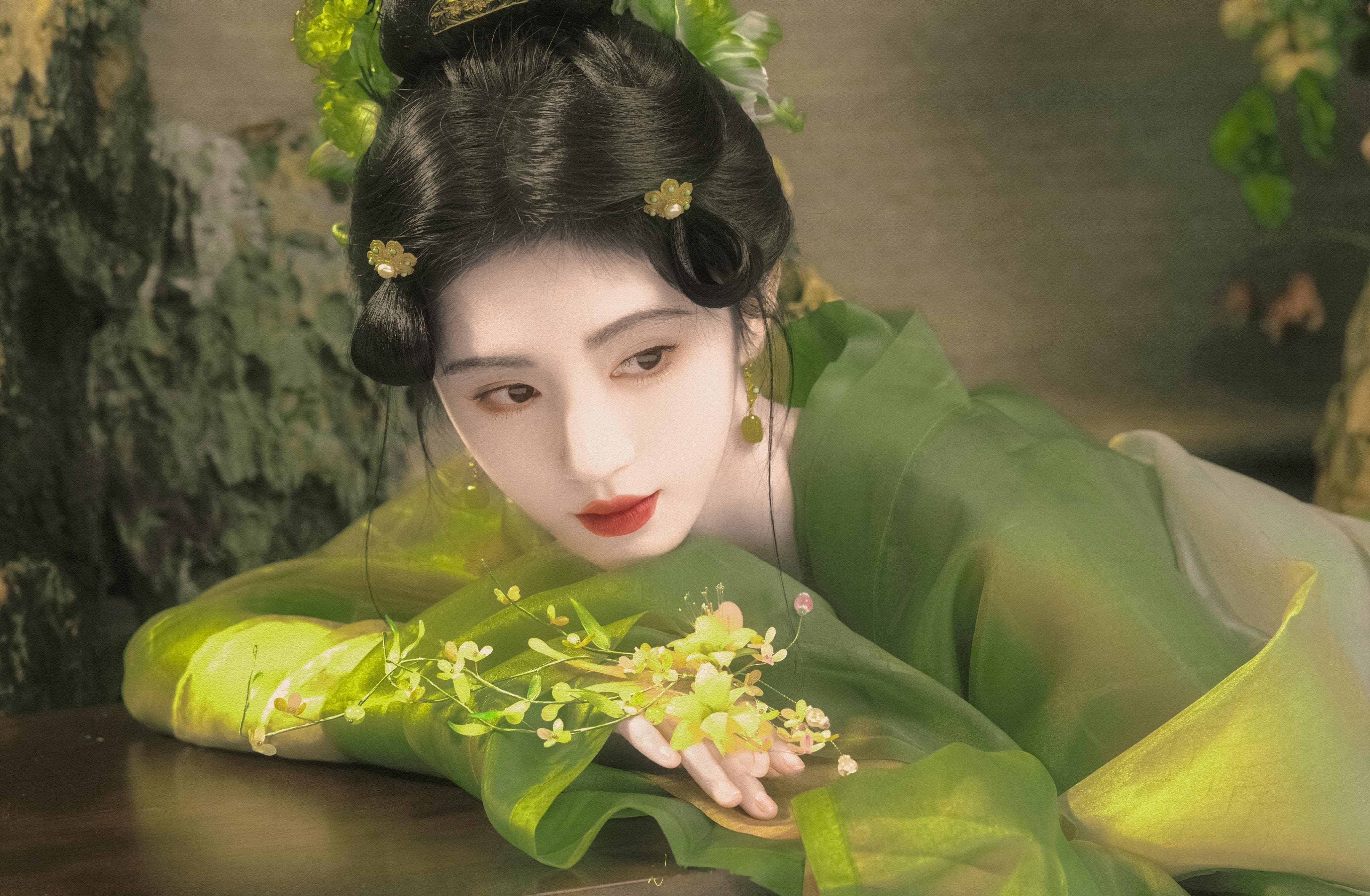 鞠婧祎 *壁上观 ​​​