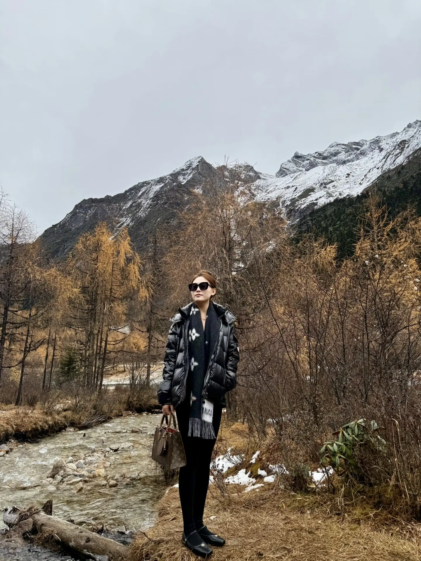 这辈子总要去一趟川西吧  自由都在风里 永远青春闪耀