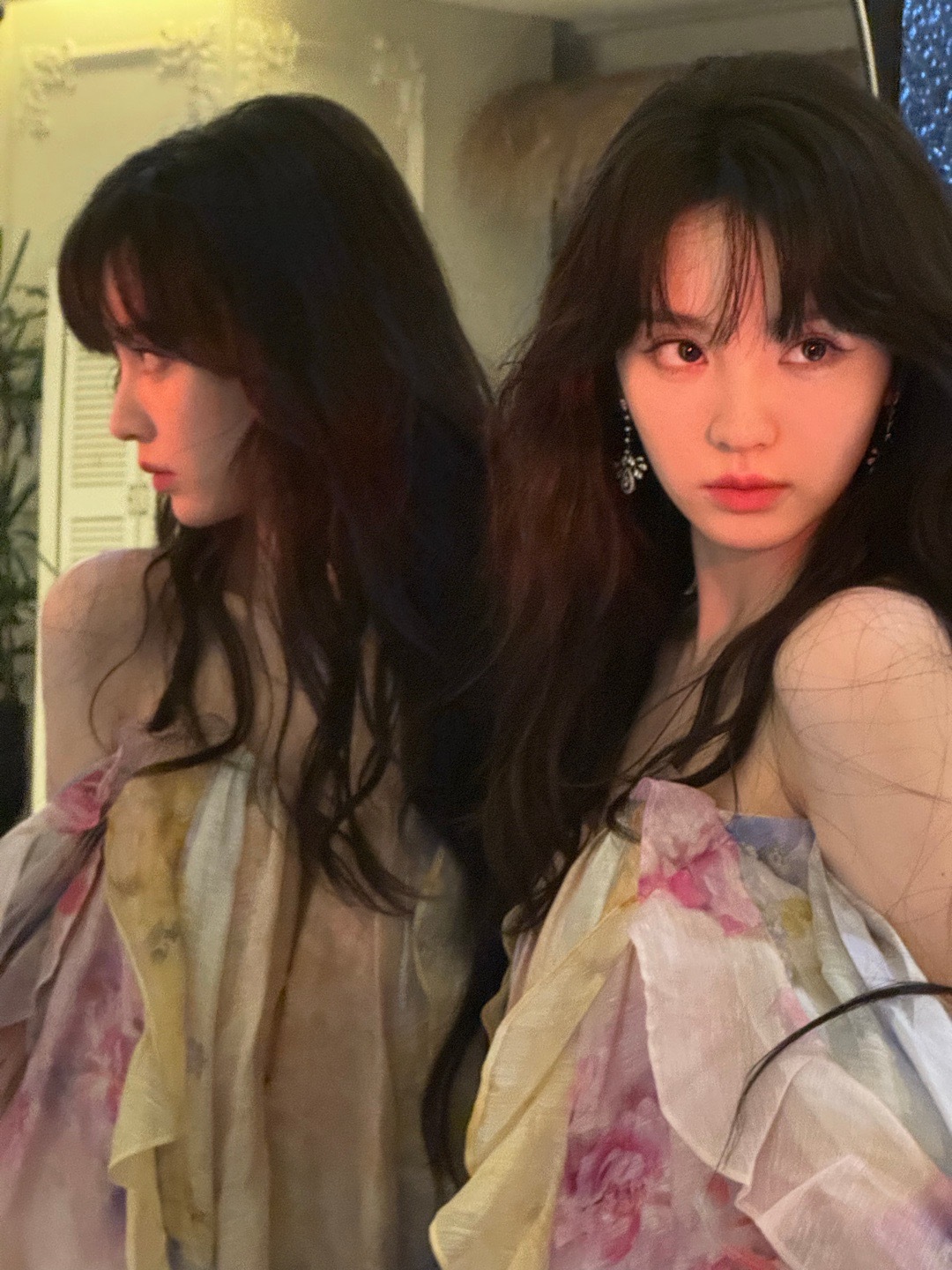 #明星VOGUE时尚之力盛会出图# 有华服也有私服 哈哈 ​​​