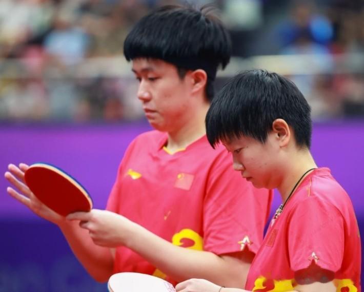 3-0！大人欺负小孩，王楚钦孙颖莎光速打卡下班，晋级混双八强！
国乒男女队顺利完