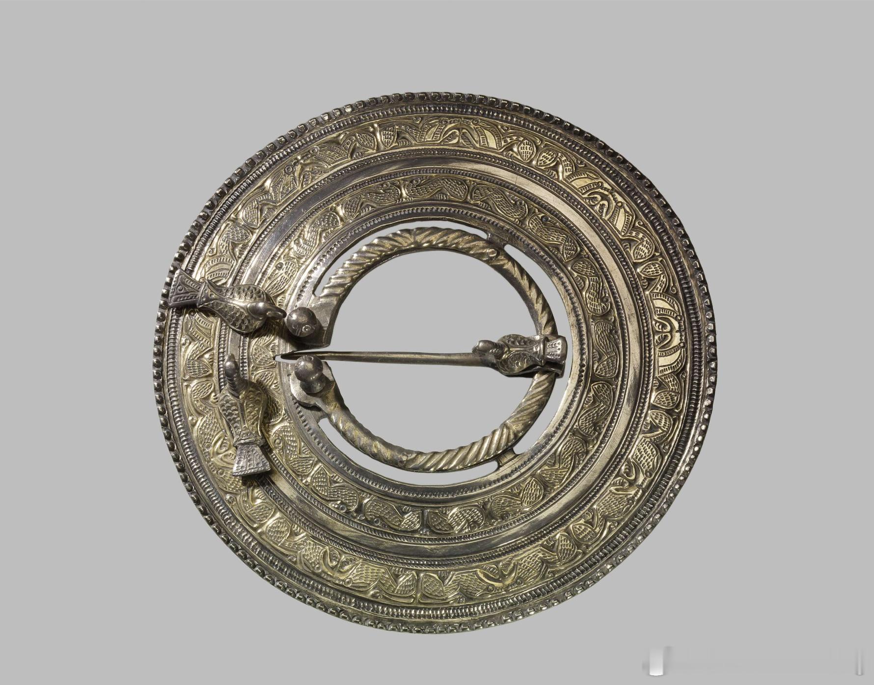 中世纪早期艺术  Early Medieval Art   环形胸针  The 